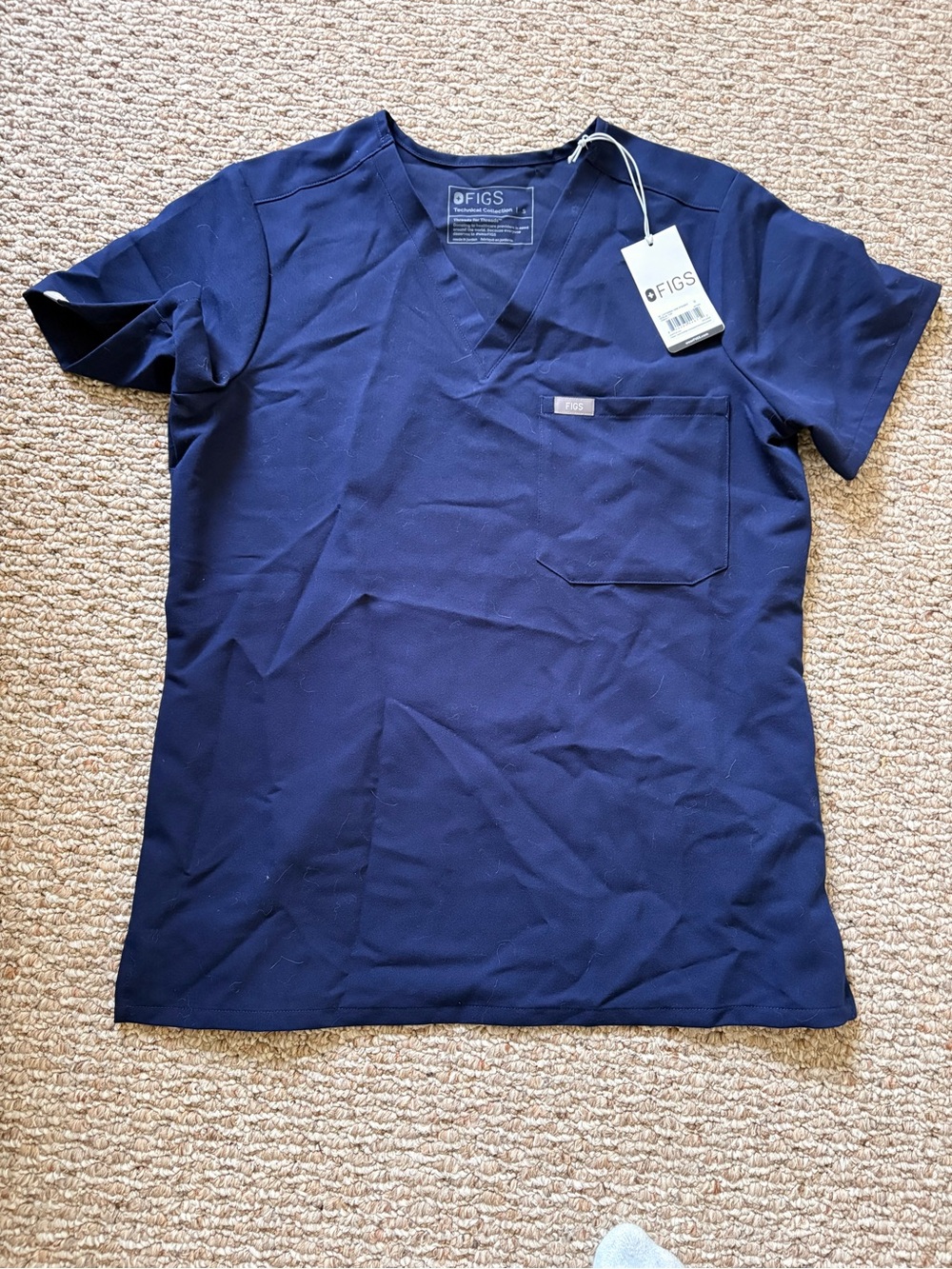 FIGS Navy women’s V-Neck Scrub Top